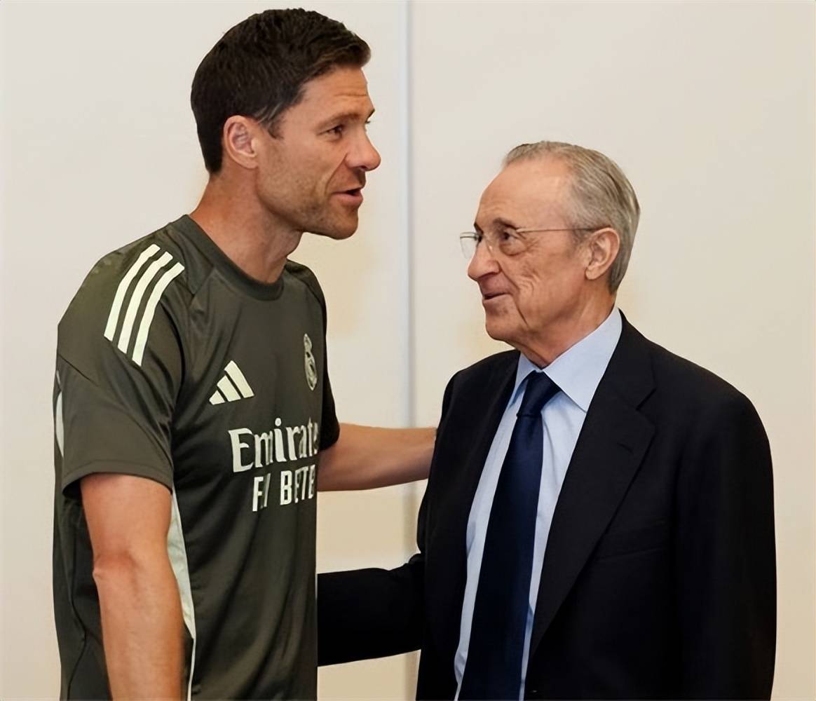 关于赛后突围战来临，费耶诺德围绕西甲更衣室发声，媒体盛赞，数据趋势出现新变化的信息